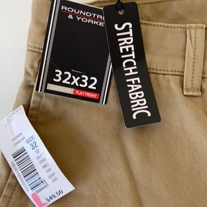 Roundtree & Yorke, NWT, khaki pants 32W 32L